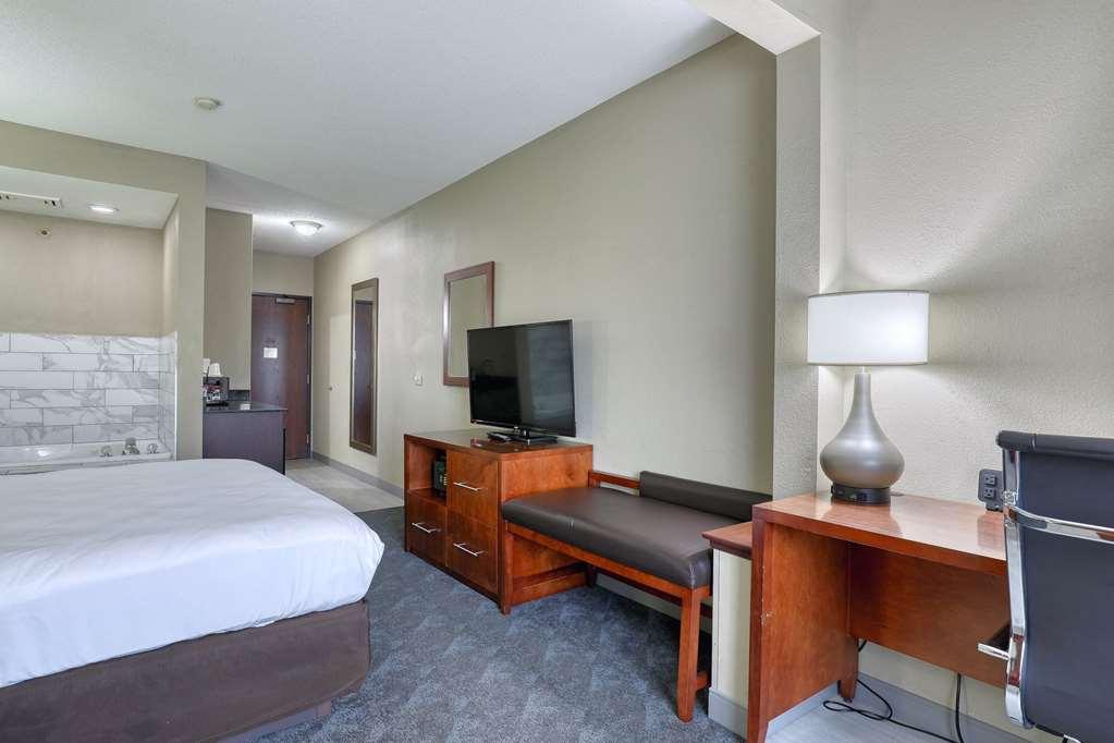 Comfort Suites Madison West - Middleton Room photo